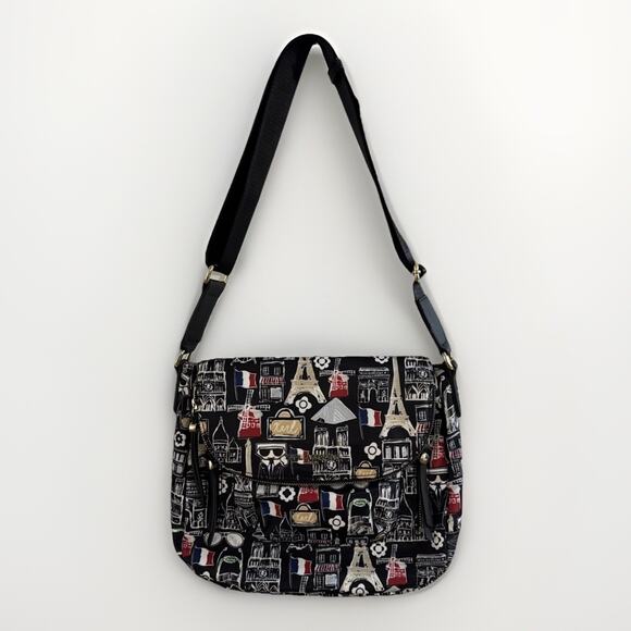 New Karl Lagerfeld 12x10x4 Paris White Scribble Print Messenger Crossbody Bag - Picture 1 of 8